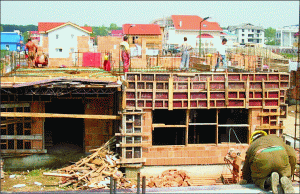 Proiectele de infrastructură şi construcţii - în pericol să nu fie realizate la timp Proiectele de infrastructură şi construcţii - în pericol să nu fie realizate la timp